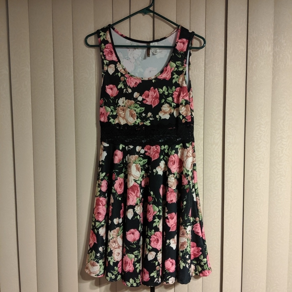 Black and Pink Floral Lace Summer Mini Dress